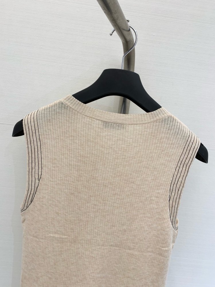 Одежда фото 9