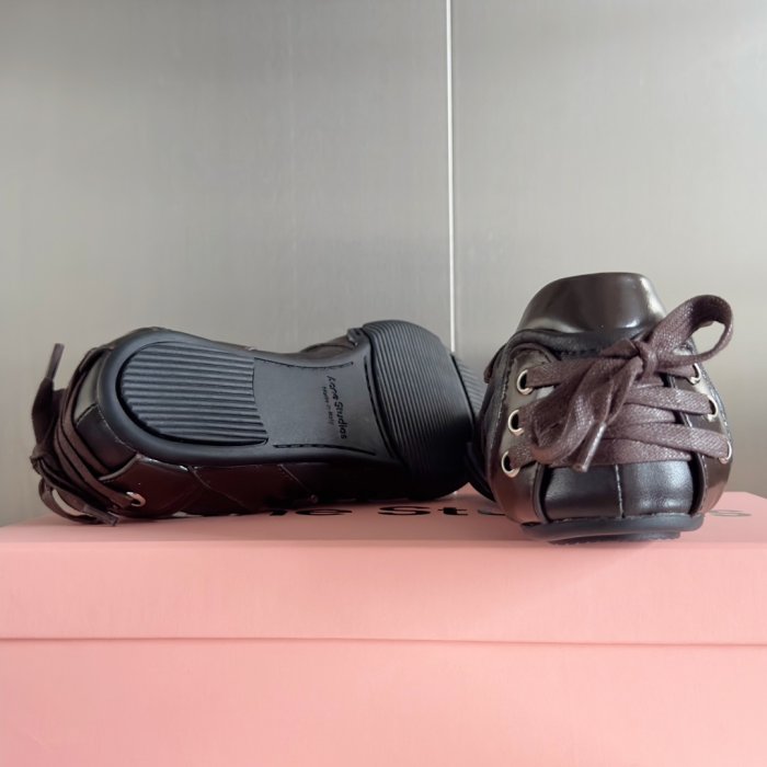 Кросівки фото 9