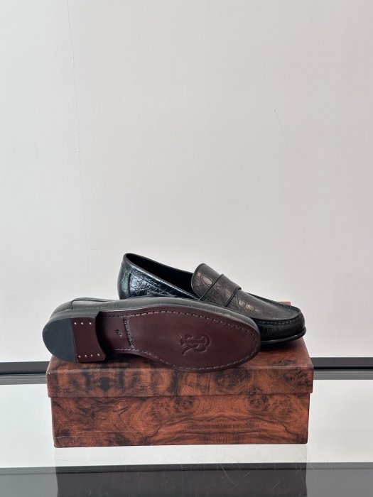 Туфлі чоловічі фото 9