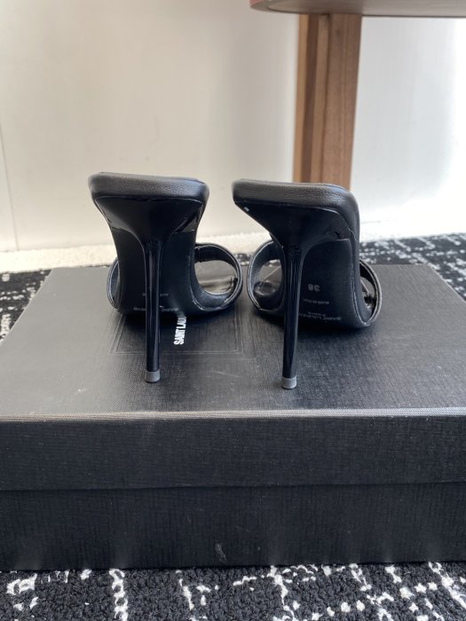 Босоножки фото 8