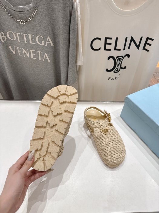 Взуття фото 9