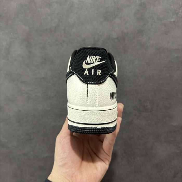 Кроссовки Nike Air Force 1 Low 07 фото 4