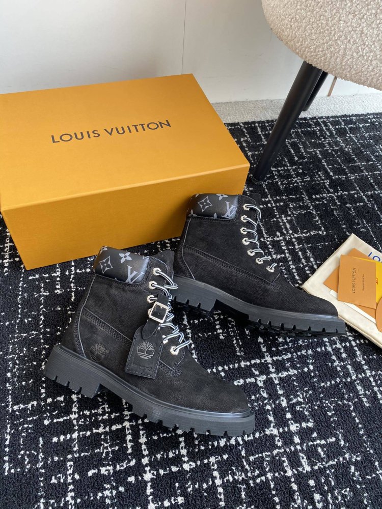 Ботинки женские Louis Vuitton x Timberland фото 3