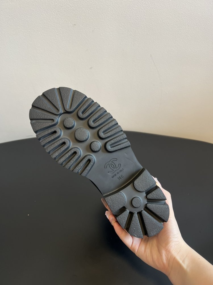 Boots women's фото 7