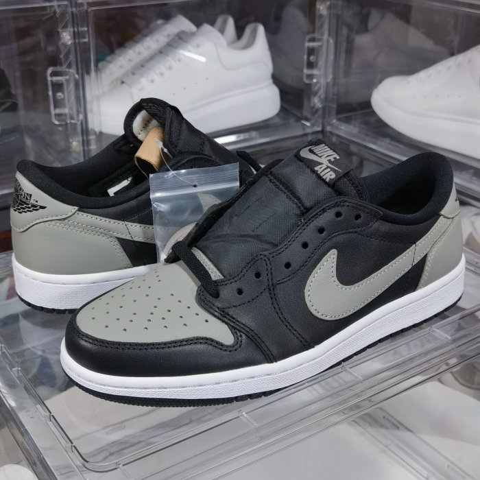 Sneakers Air Jordan 1 Retro Low Black Grey фото 2