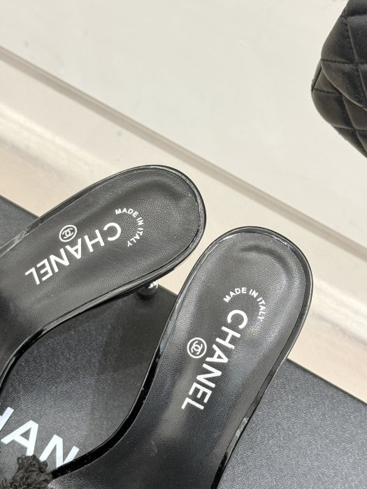 Босоножки фото 8