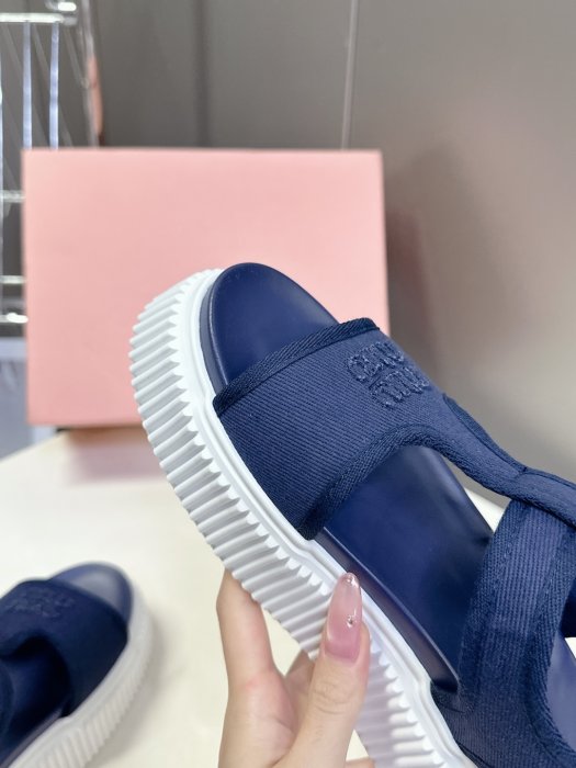 Сандалии женские фото 7