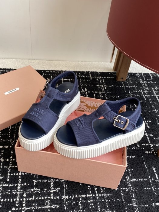 Сандалии женские фото 3