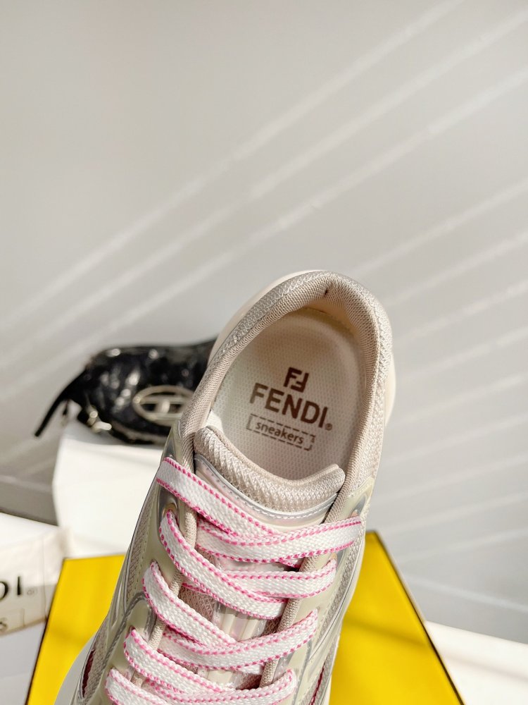 Sneakers FENDI First фото 8