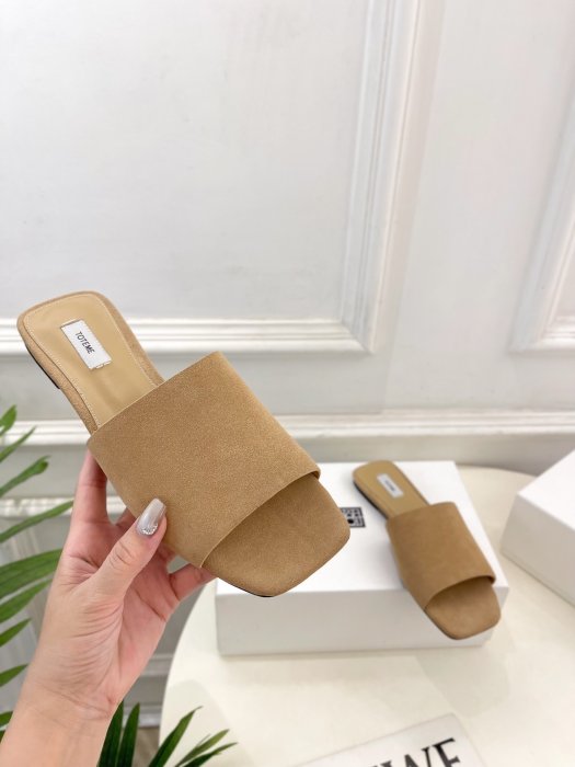 Шльопанці жіночі фото 6