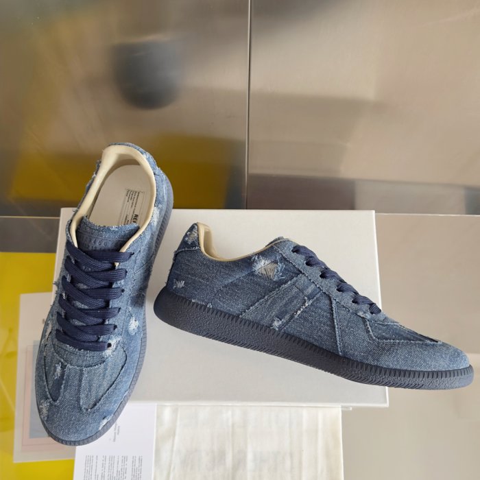 Кросівки фото 3