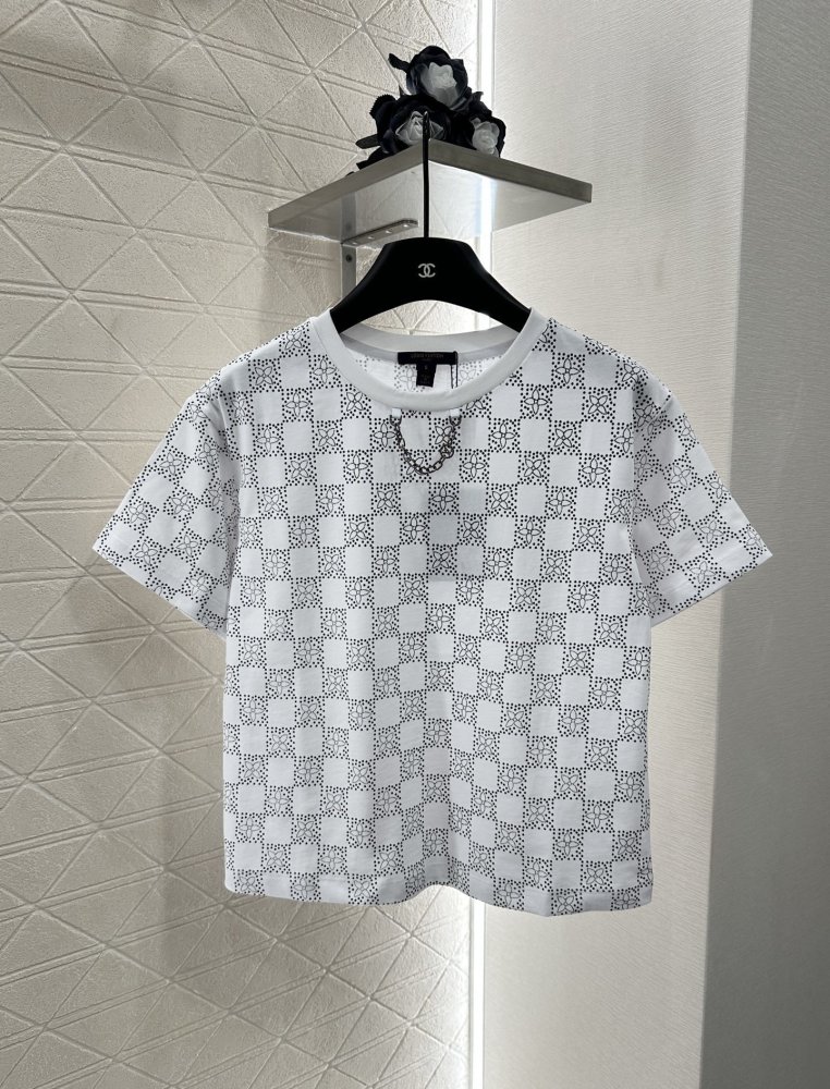 Футболка женская