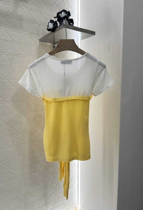 Футболка женская фото 2