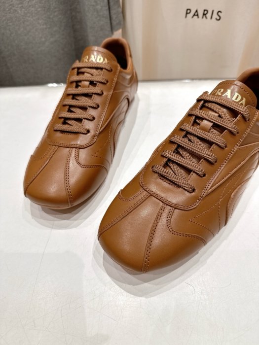 Кроссовки фото 7