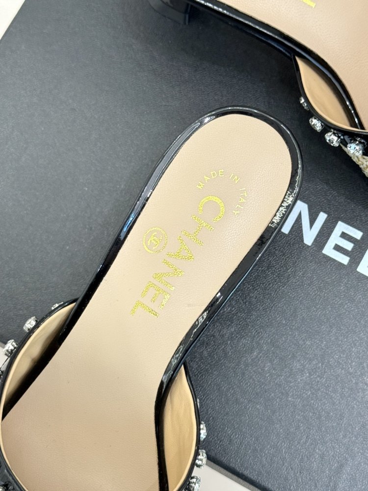 Босоножки фото 8