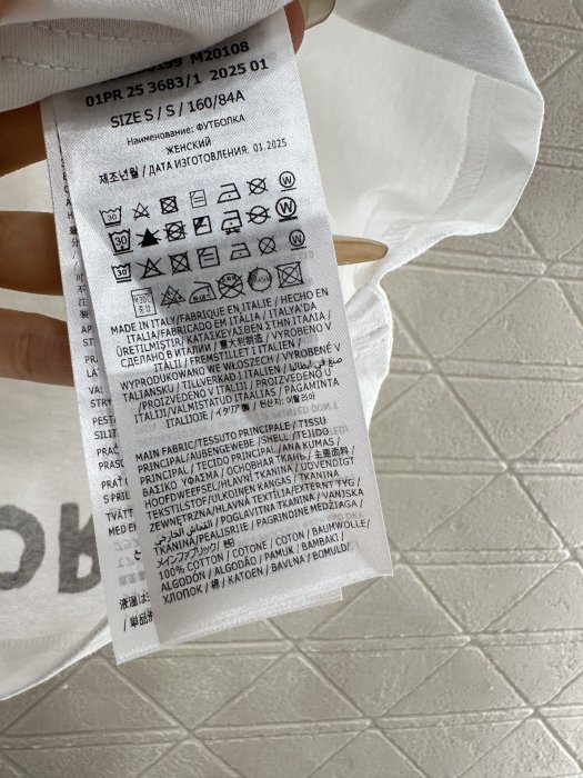 Футболка жіноча фото 9