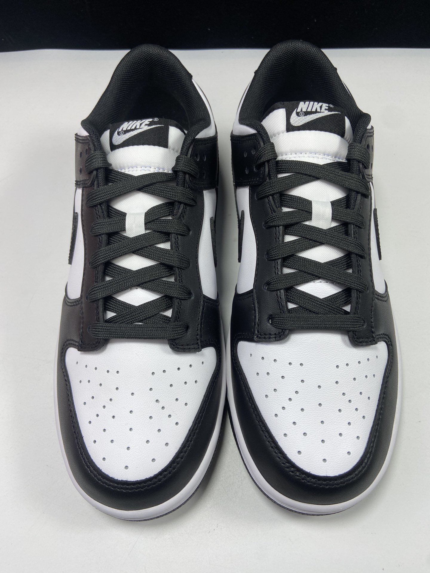 Sneakers Dunk Low Retro White Black Panda DD1503-101 фото 4