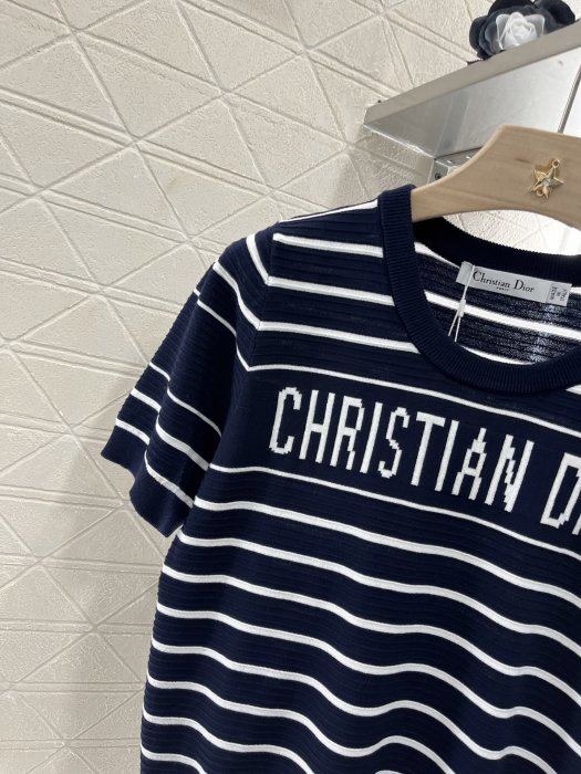 Футболка женская фото 5