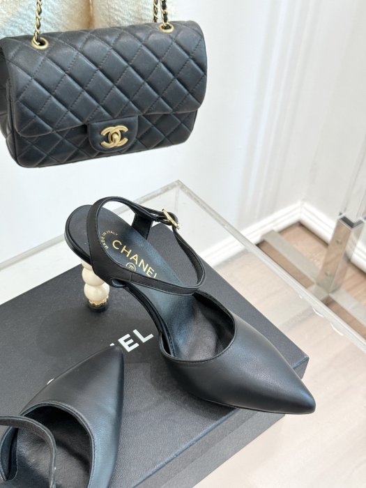 Босоножки фото 5