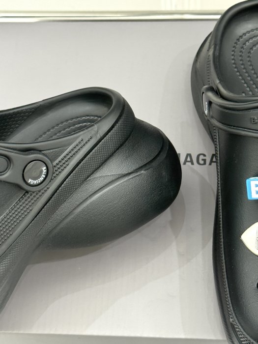 Кроксы Balenciaga X Crocs фото 6