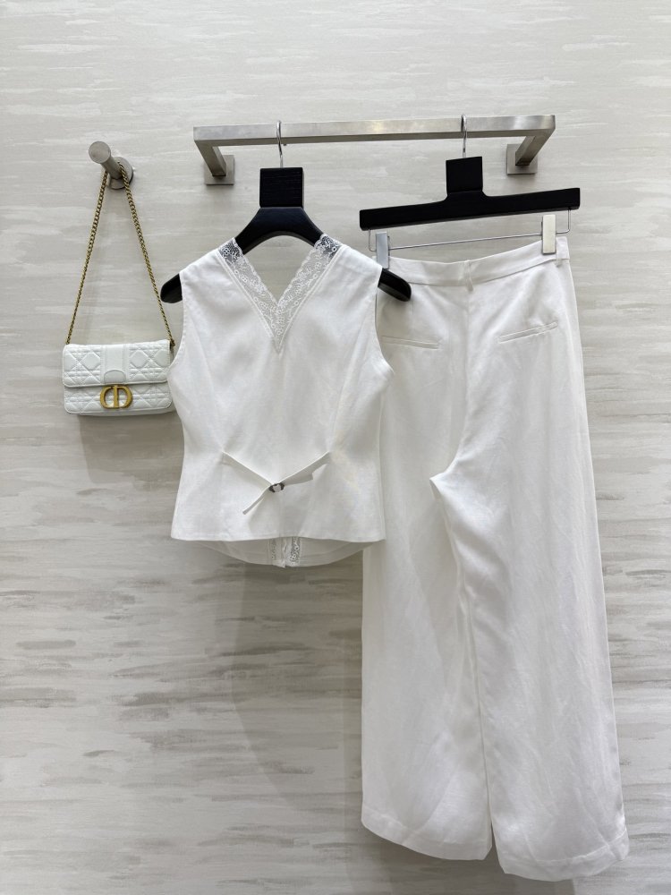 Костюм женский фото 4