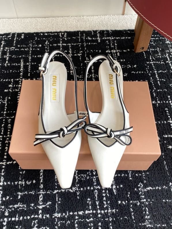 Босоножки фото 9