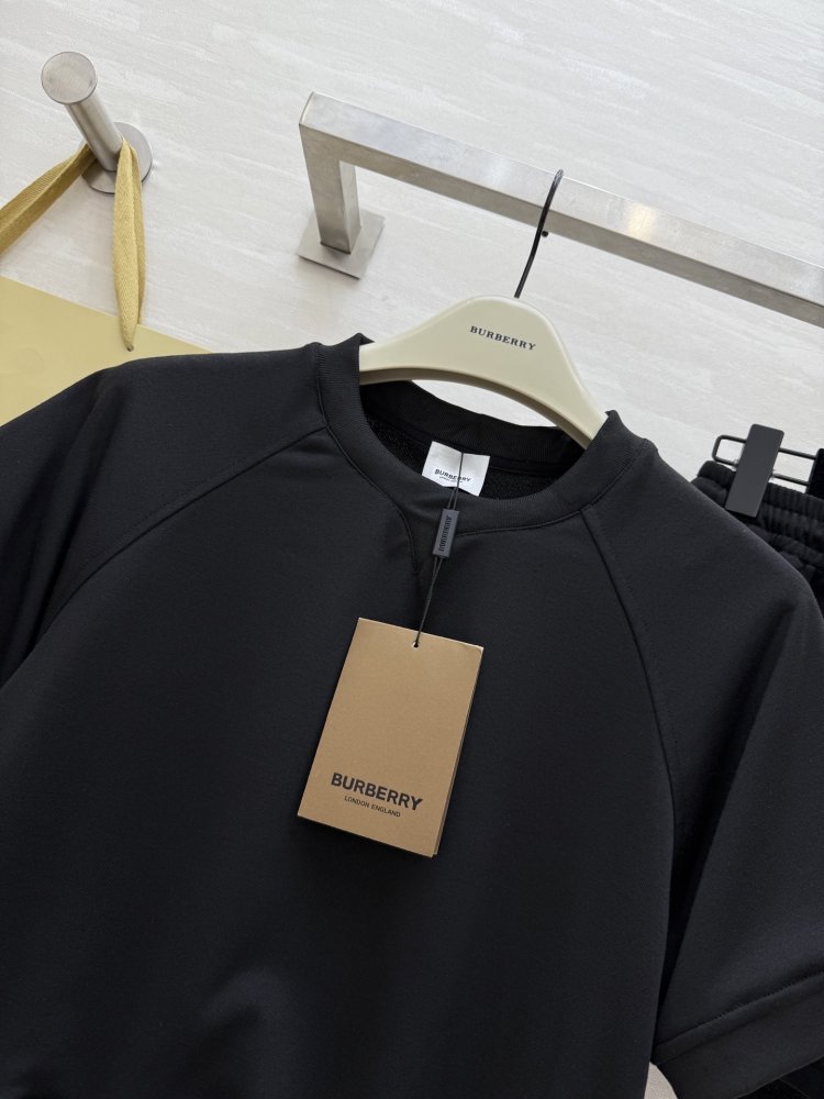 Костюм женский фото 3