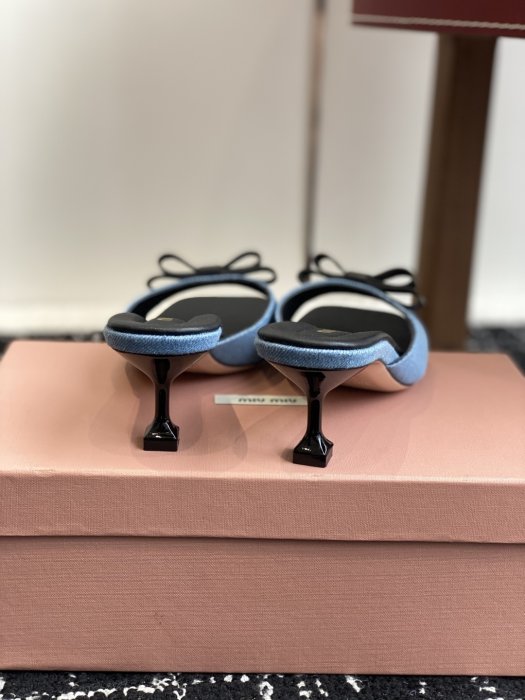 Босоножки фото 8