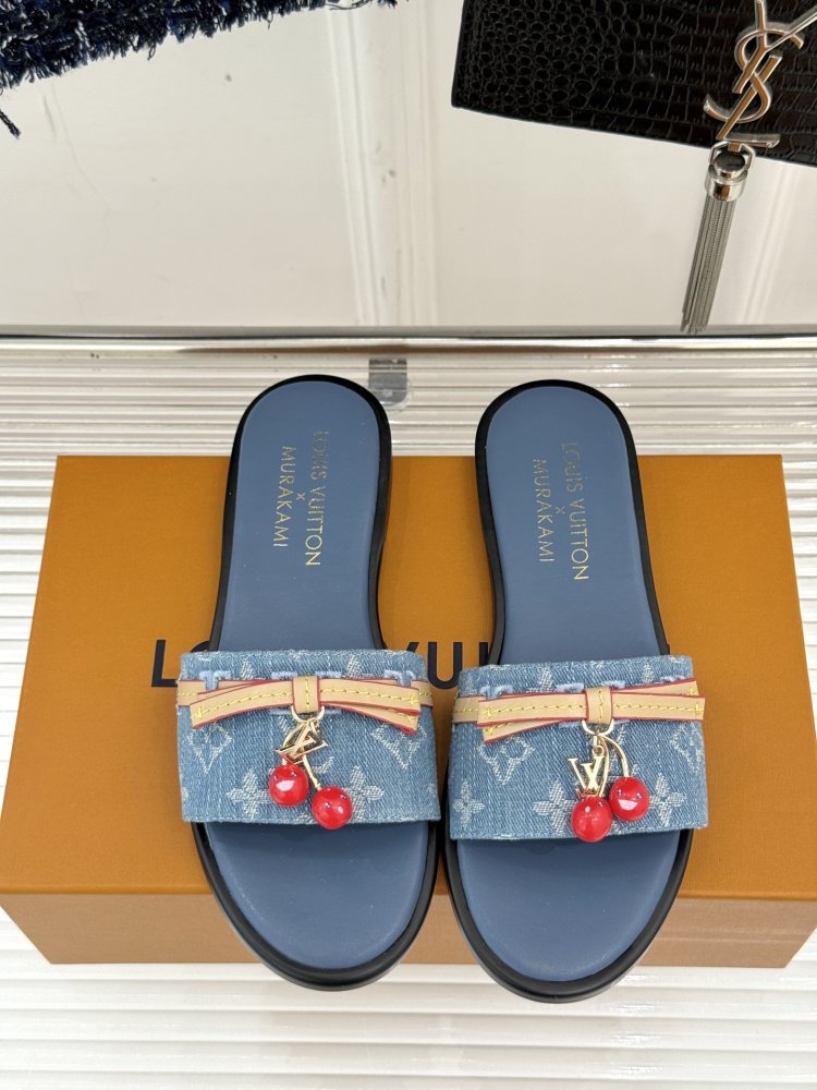 Шльопанці жіночі фото 4