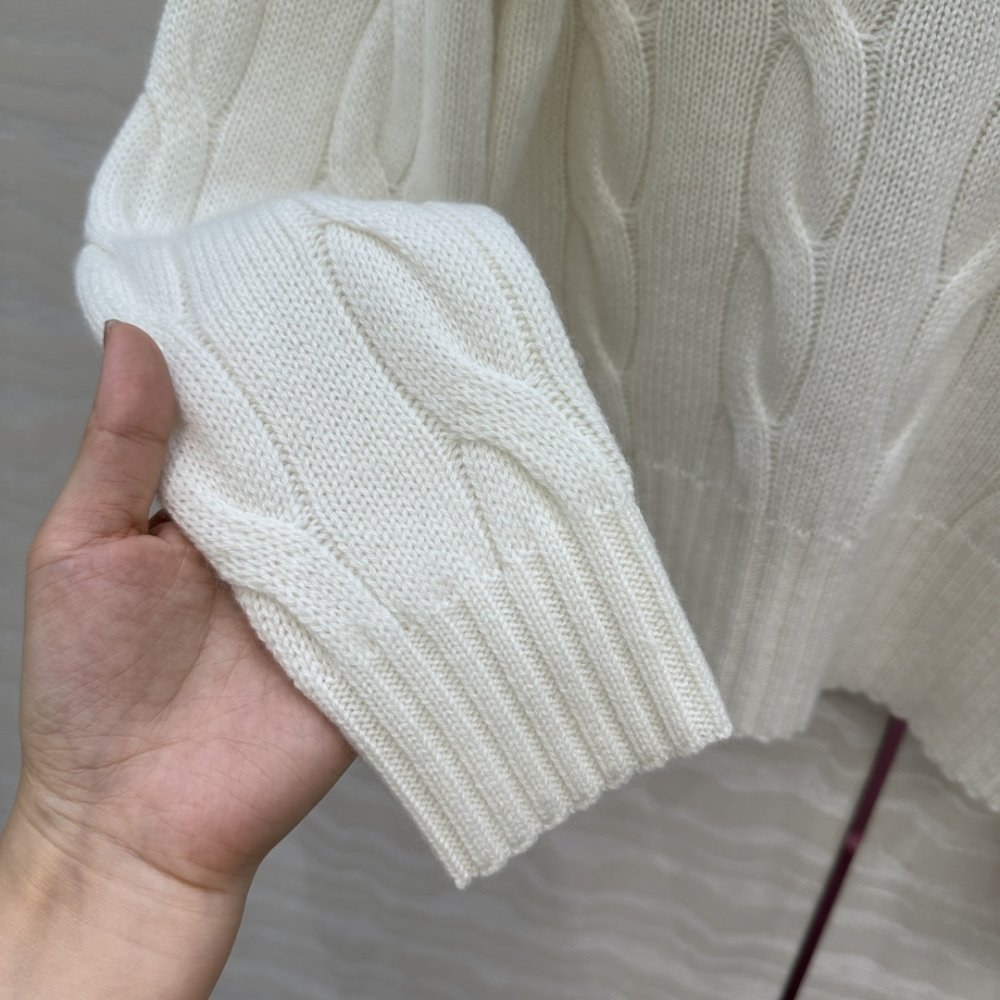 Костюм кашемировый женский с винтажным оттенком фото 7