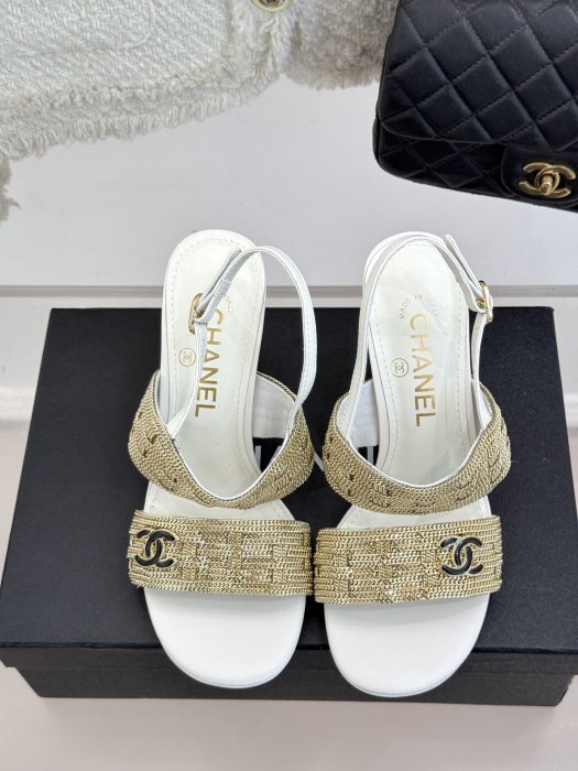 Босоножки фото 4