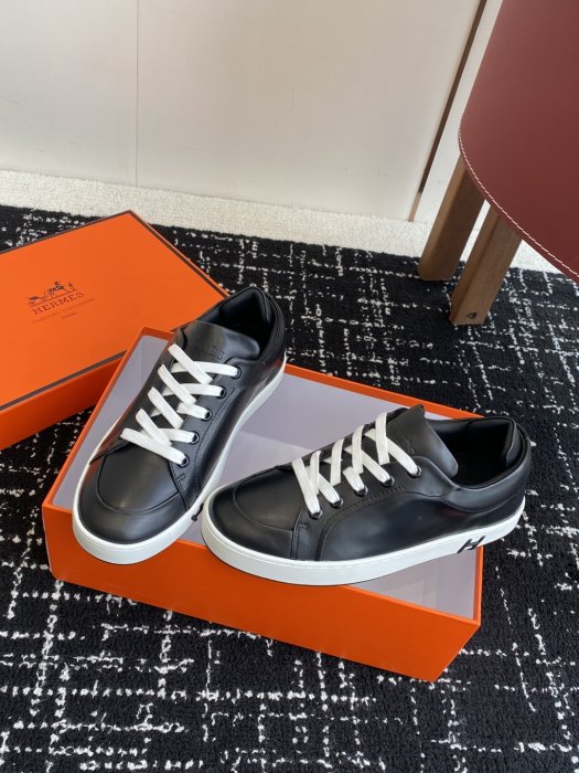 Кроссовки фото 3