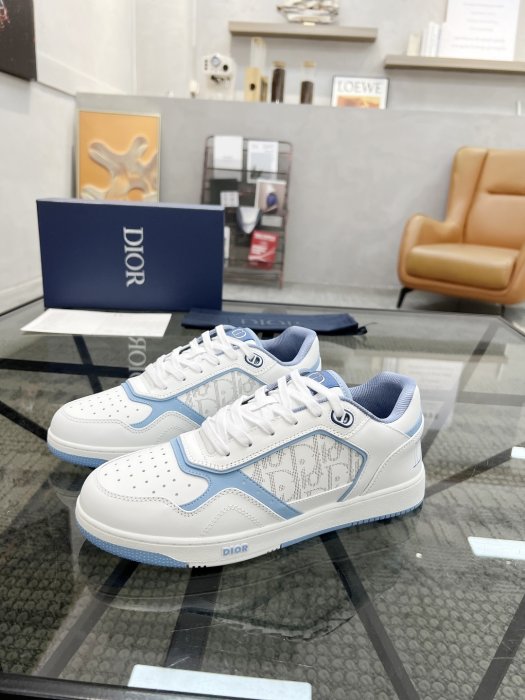 Sneakers men's