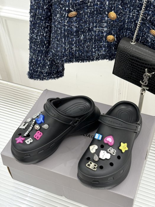Кроксы Balenciaga X Crocs фото 2