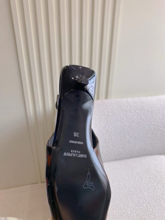 Босоножки фото 5