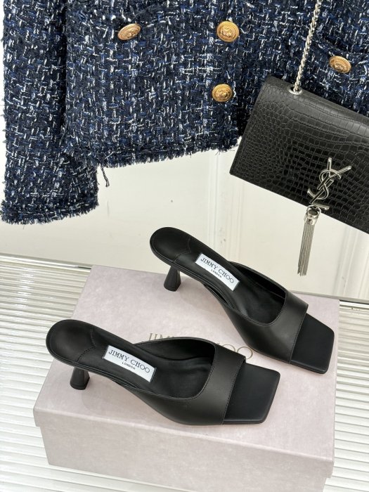 Босоножки фото 3