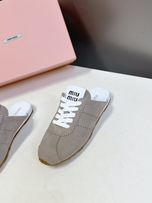 Кроссовки фото 3