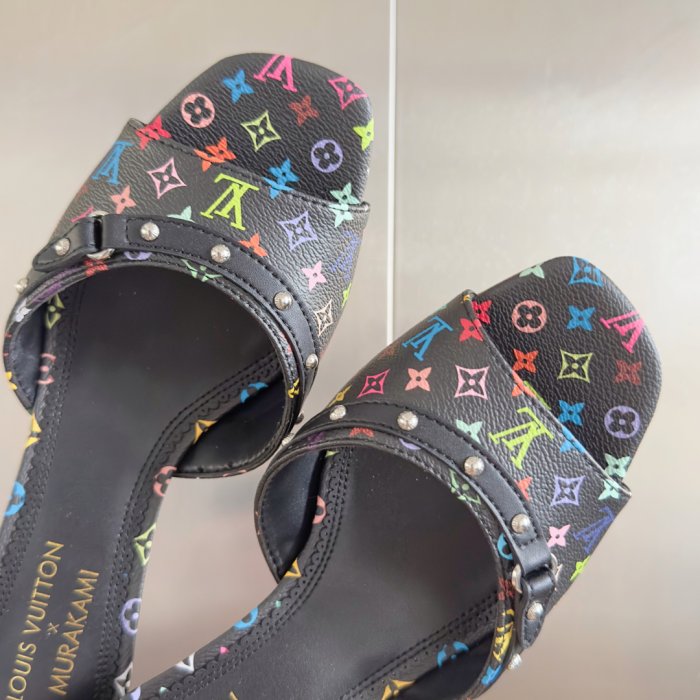 Босоножки фото 8