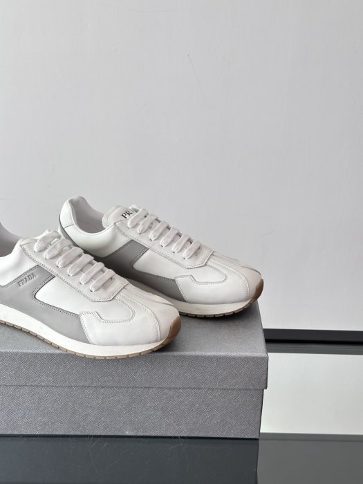 Кросівки чоловічі фото 7