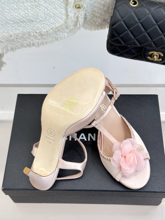 Босоножки фото 9