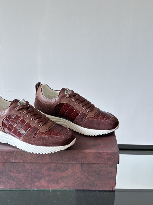 Кроссовки фото 7