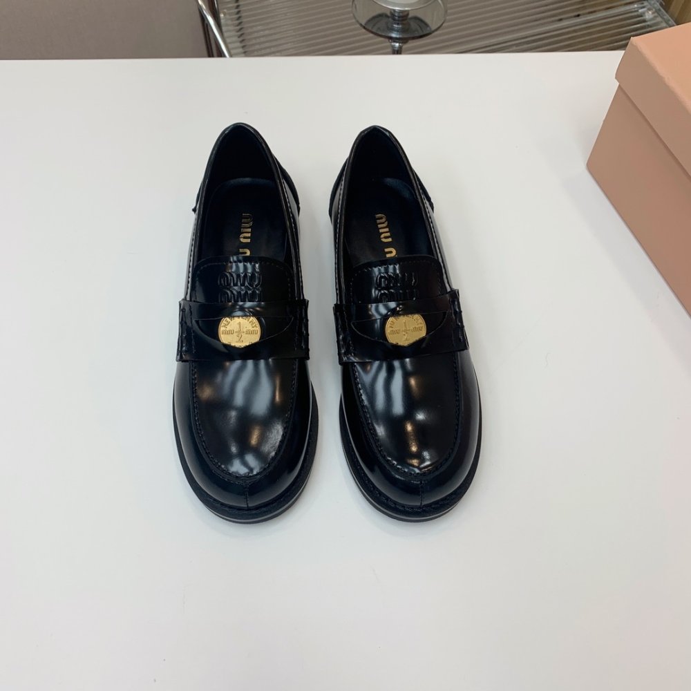 Лоферы women's