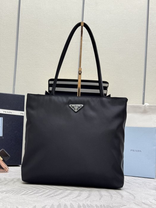 A bag тоут нейлоновая B6245 30 cm