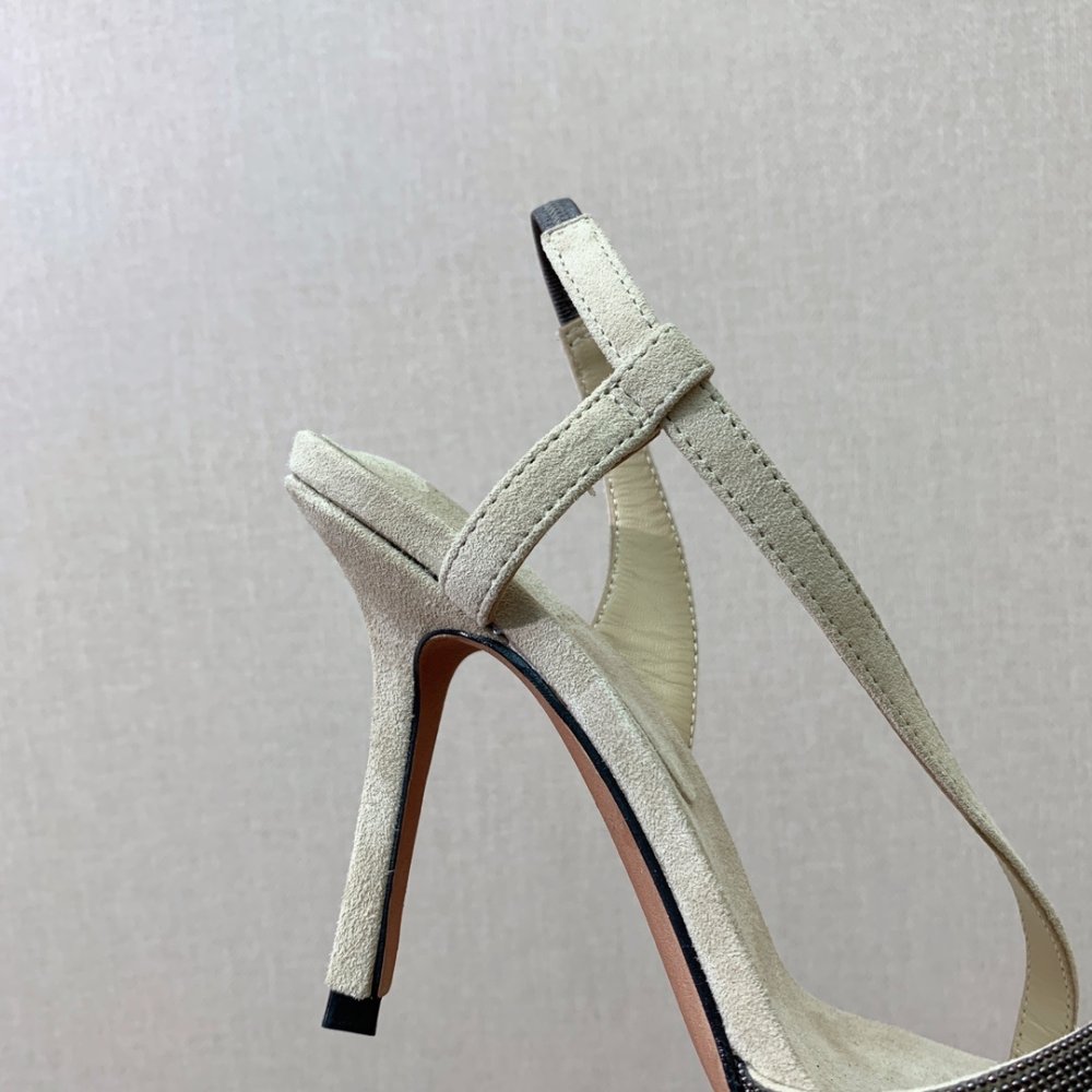 Босоножки фото 9