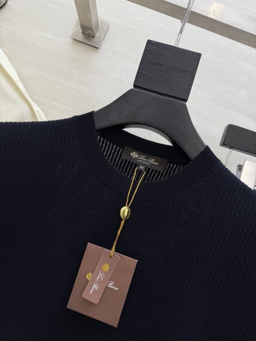 Костюм женский фото 5