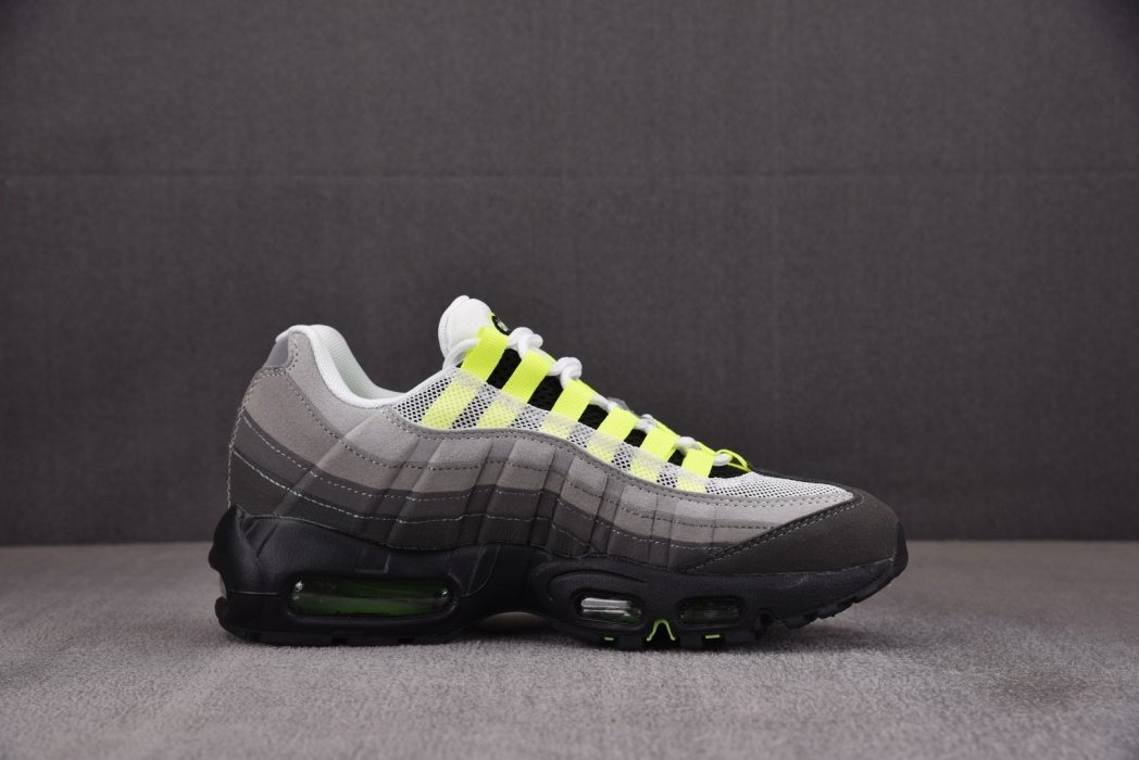 Sneakers Air Max 95 OG Neon фото 2