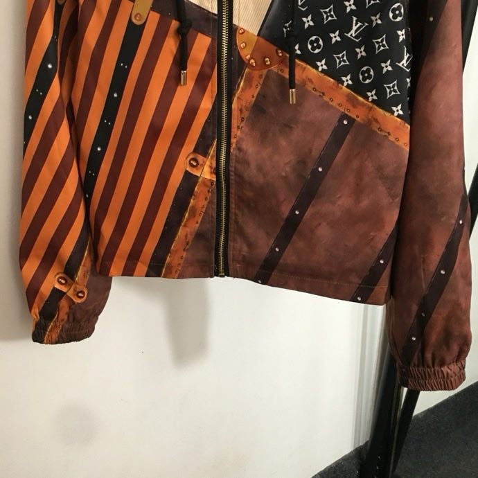 Jacket women's фото 3