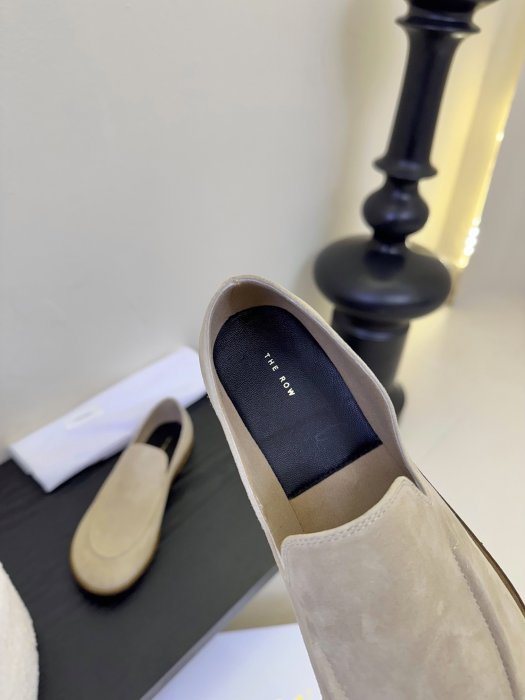 Лоферы женские фото 8