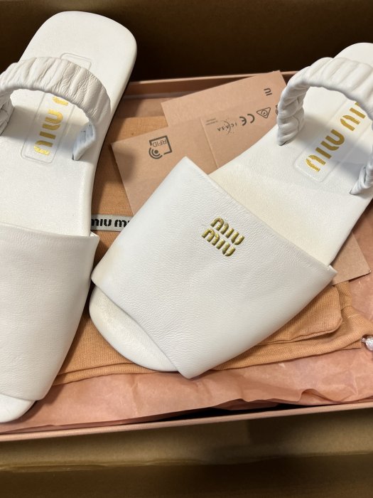 Босоножки фото 4