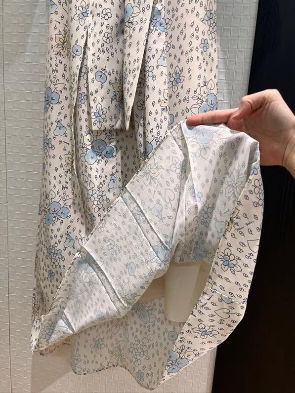 Платье с рукавами фонариками и принтом роз фото 6